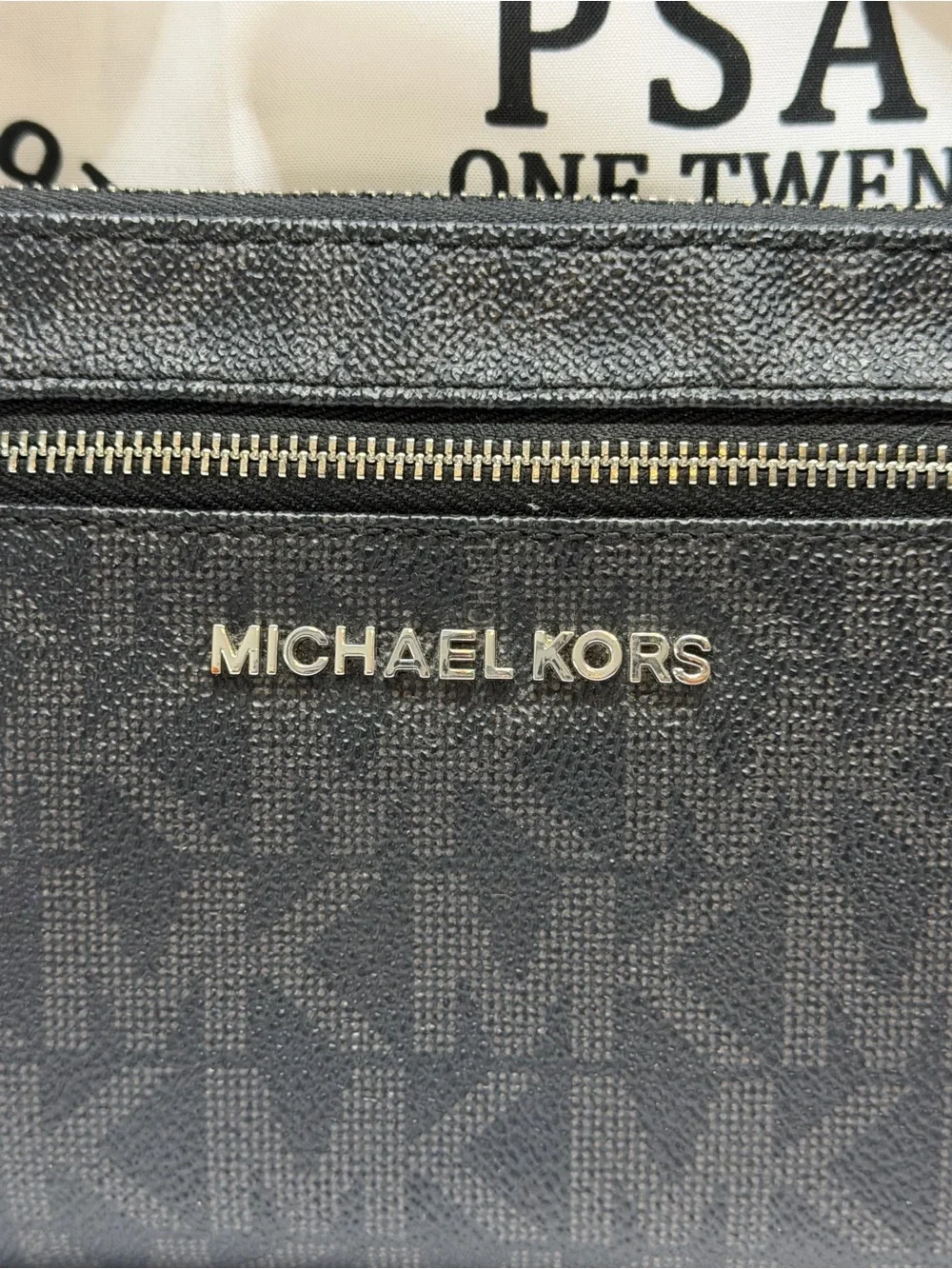 Michael Kors compact michael